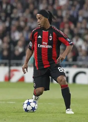 尔曼为代表 尔曼为代表